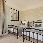 Сasa de vacaciones 9 Bed In Oc-sz238