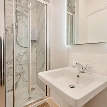 9 Bed In Sz238 Holiday home *