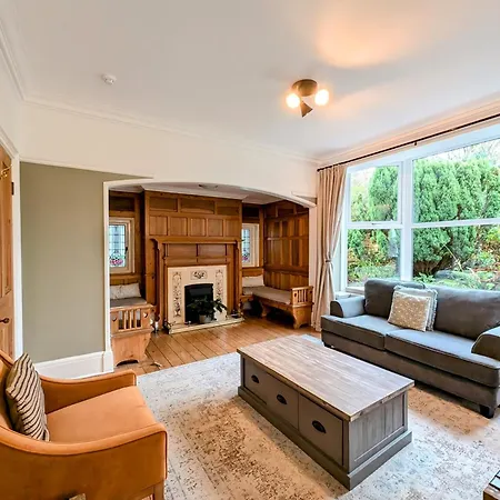 Holiday home 9 Bed In Sz238