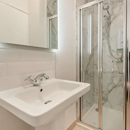 9 Bed In Sz238 *