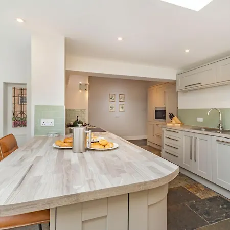 Tatil Evi 9 Bed In Sz238 *