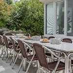 펜션 9 Bed In Oc-sz238