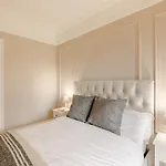 9 Bed In Oc-sz238